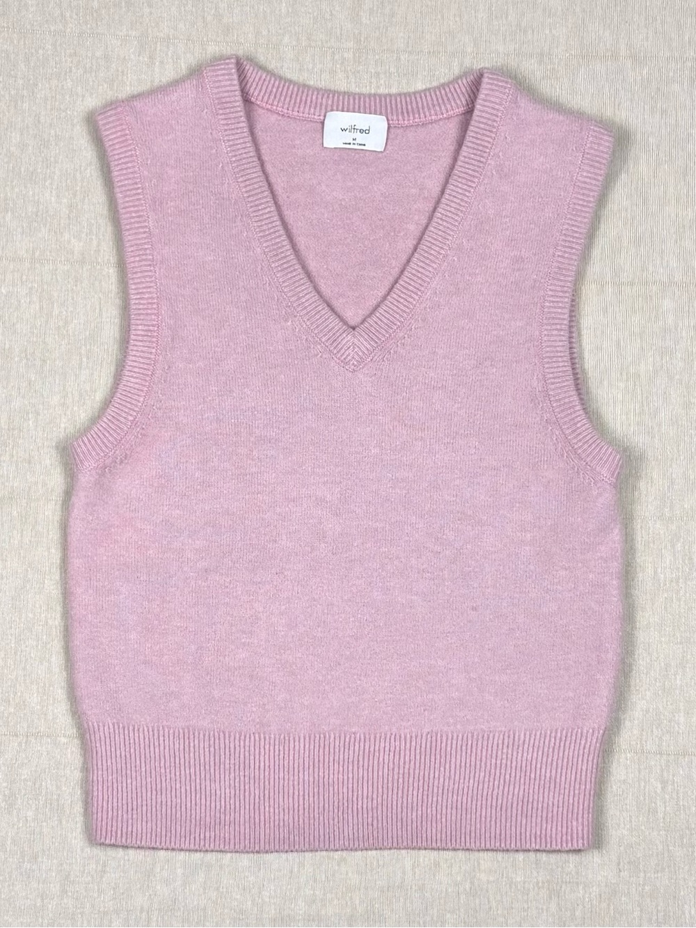 Wilfred Aritzia Cashmere Blend Pink Sweater Vest V Neck Knit Top Medium